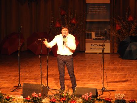 12. tradicionalni glasbeno-humoristični Valentinov koncert 40